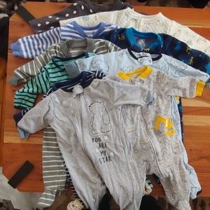 10 footie jammies 3month